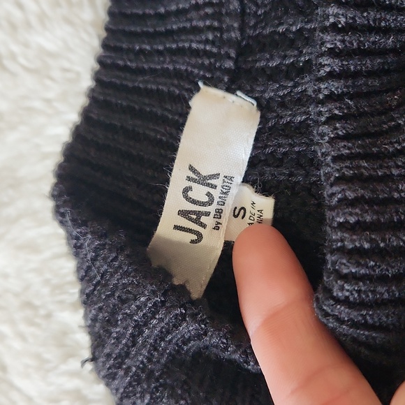 BB Dakota Knit Sweater - Picture 4 of 5